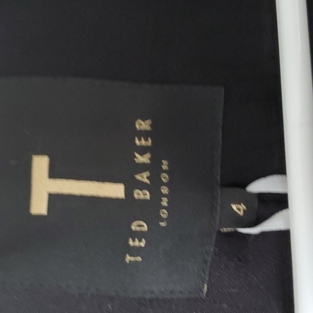 NWT Ted Baker London Ruffle Front Peplum Jacket - Picture 4 of 6